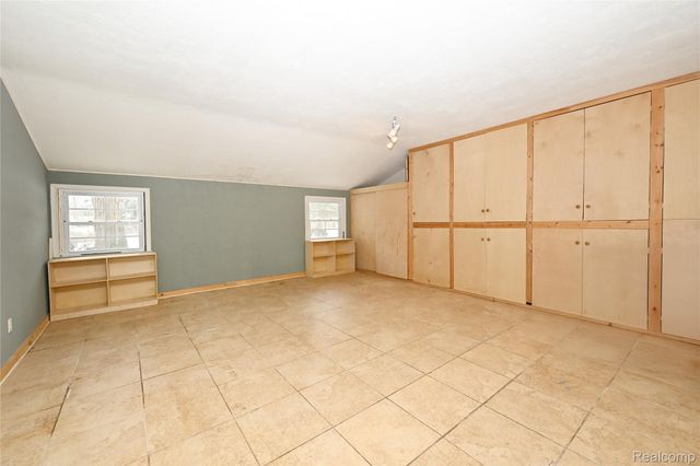 5671 Shadow Lane, Bloomfield Hills, MI 48302