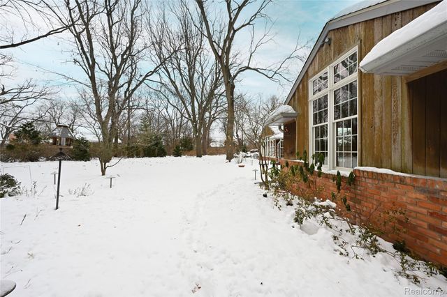 5671 Shadow Lane, Bloomfield Hills, MI 48302