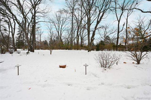 5671 Shadow Lane, Bloomfield Hills, MI 48302