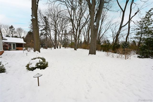 5671 Shadow Lane, Bloomfield Hills, MI 48302