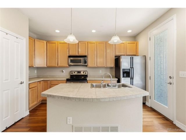 9219 Kornbrust Cir, Lone Tree, CO 80124