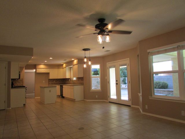 9108 Surrey Road NE, Albuquerque, NM 87109