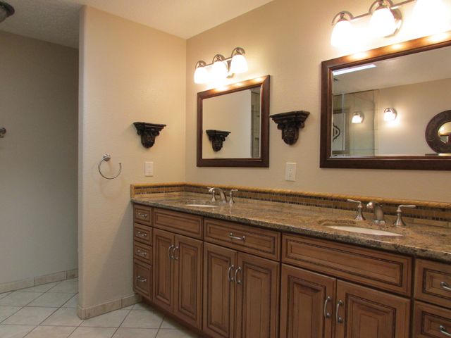 9108 Surrey Road NE, Albuquerque, NM 87109