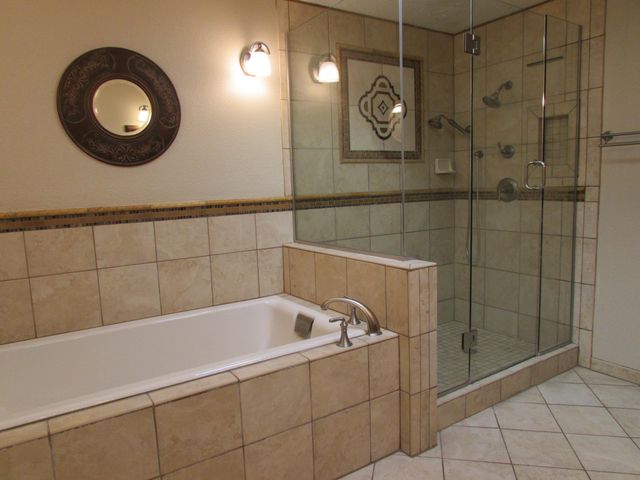 9108 Surrey Road NE, Albuquerque, NM 87109