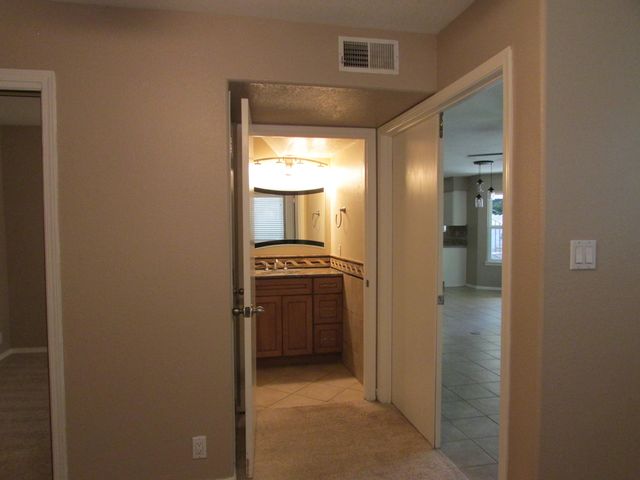 9108 Surrey Road NE, Albuquerque, NM 87109