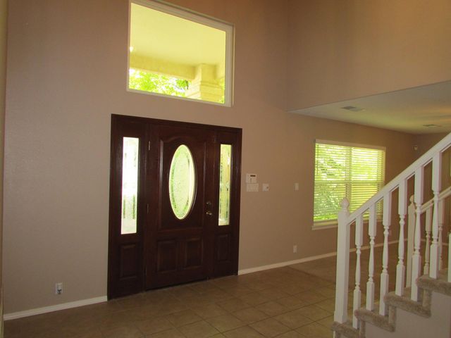9108 Surrey Road NE, Albuquerque, NM 87109