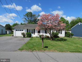 144 STILL MEADOW DR, Martinsburg, WV 25405