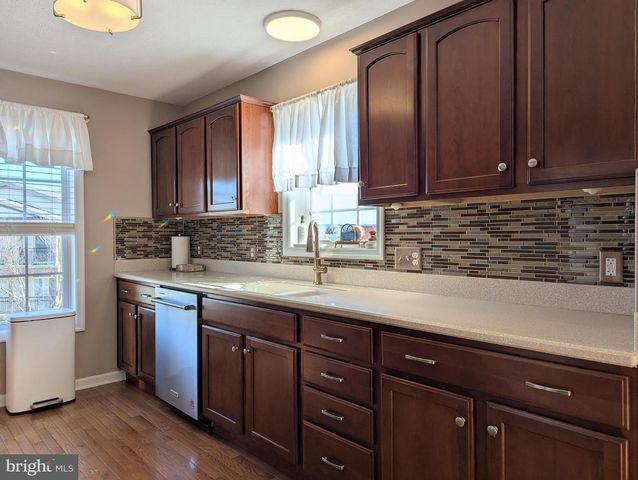 112-G ALMA MATER CT, State College, PA 16803