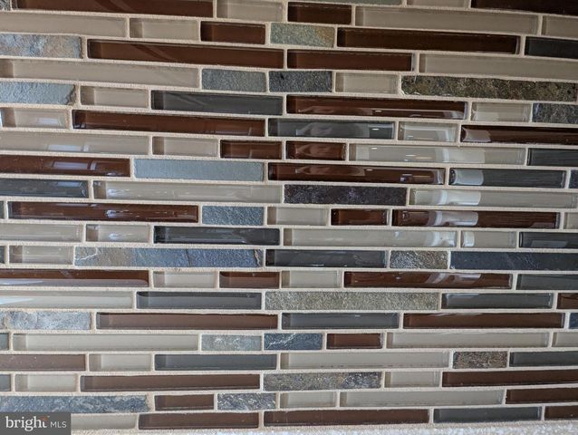 112-G ALMA MATER CT, State College, PA 16803