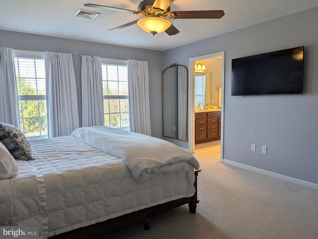 112-G ALMA MATER CT, State College, PA 16803