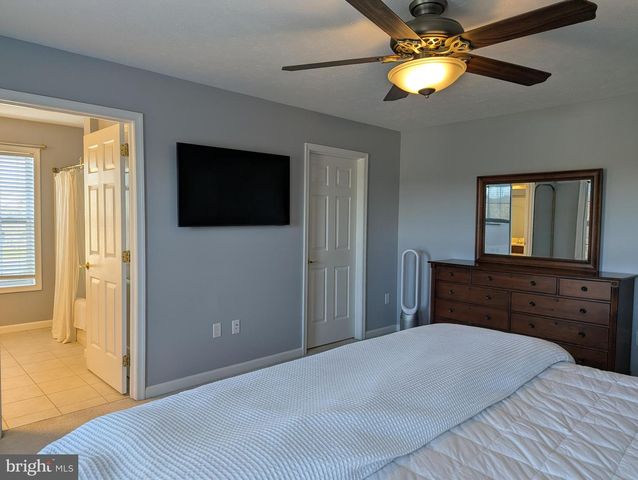 112-G ALMA MATER CT, State College, PA 16803