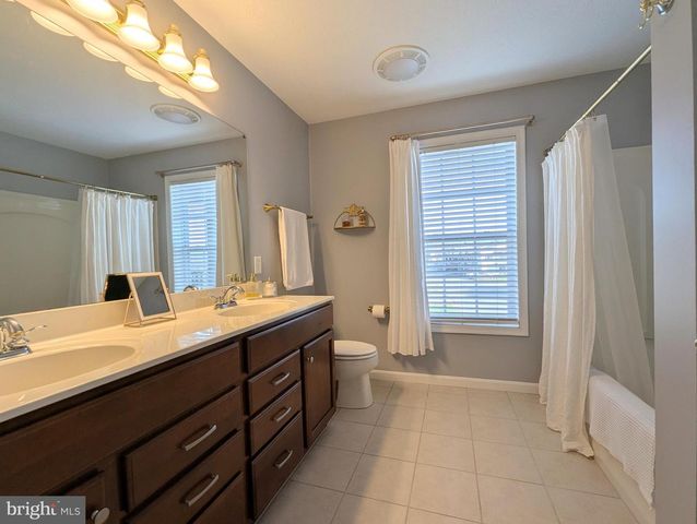 112-G ALMA MATER CT, State College, PA 16803