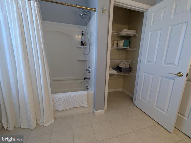 112-G ALMA MATER CT, State College, PA 16803