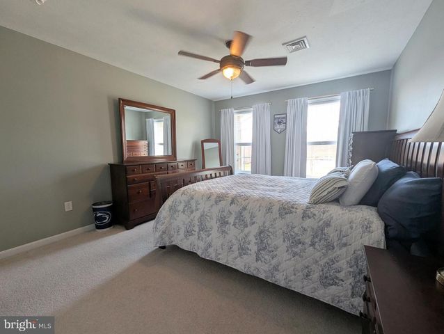 112-G ALMA MATER CT, State College, PA 16803