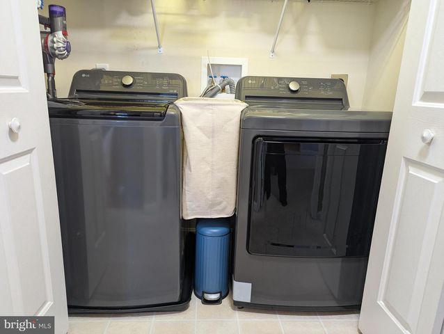 112-G ALMA MATER CT, State College, PA 16803