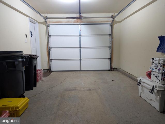 112-G ALMA MATER CT, State College, PA 16803