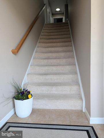 112-G ALMA MATER CT, State College, PA 16803