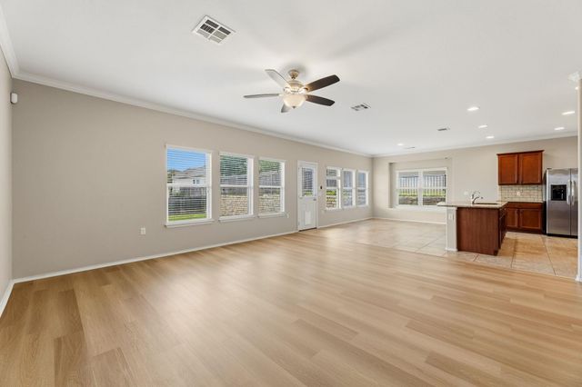 10217 Pinnacle Crest LOOP, Austin, TX 78747