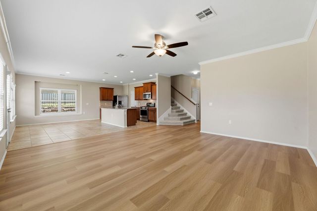 10217 Pinnacle Crest LOOP, Austin, TX 78747