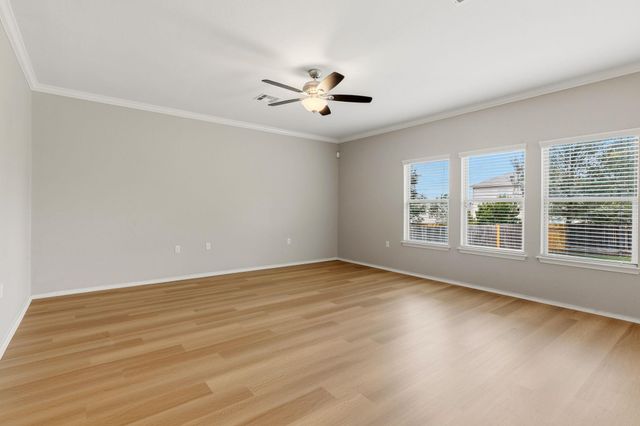 10217 Pinnacle Crest LOOP, Austin, TX 78747
