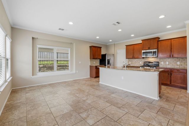 10217 Pinnacle Crest LOOP, Austin, TX 78747