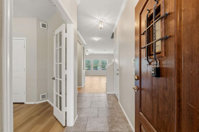 10217 Pinnacle Crest LOOP, Austin, TX 78747