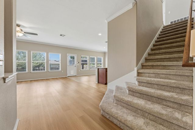 10217 Pinnacle Crest LOOP, Austin, TX 78747