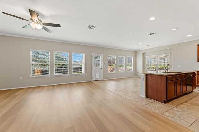 10217 Pinnacle Crest LOOP, Austin, TX 78747
