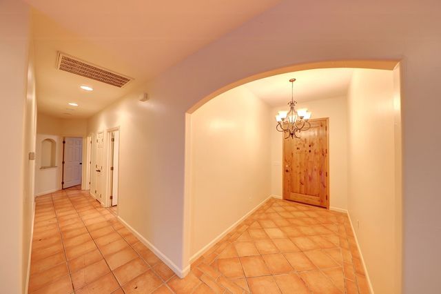 203 Rim Rock Circle W, Hext, TX 78024