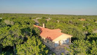 203 Rim Rock Circle W, Hext, TX 78024