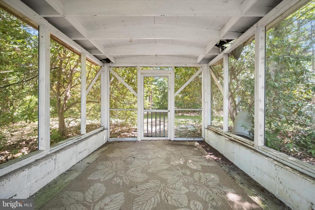 Image 28 of property listing at 1915 CHERRY RD, Annapolis, MD 21409