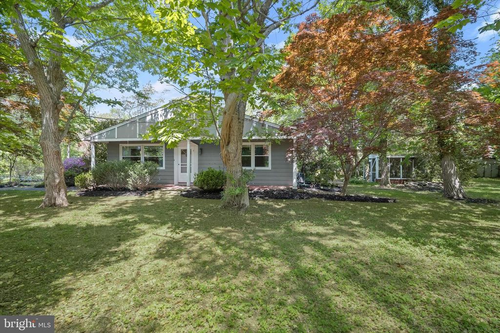 Image 31 of property listing at 1915 CHERRY RD, Annapolis, MD 21409