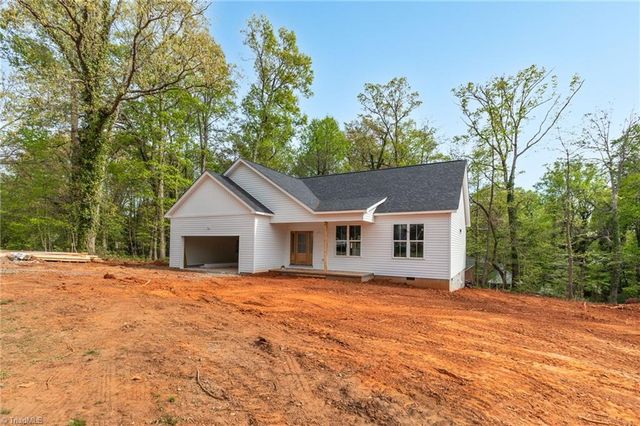340 College Street, Rural Hall, NC 27045