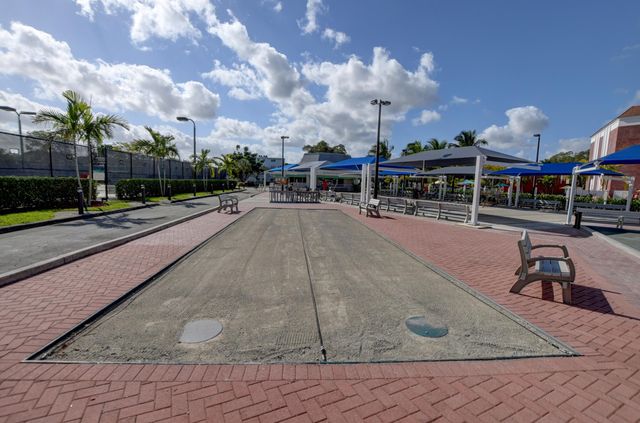 76 Markham D, Deerfield Beach, FL 33442