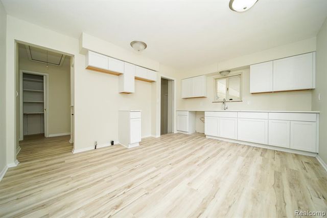 14670 Shirley Avenue, Warren, MI 48089