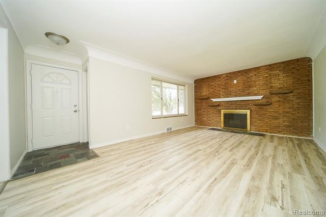 14670 Shirley Avenue, Warren, MI 48089