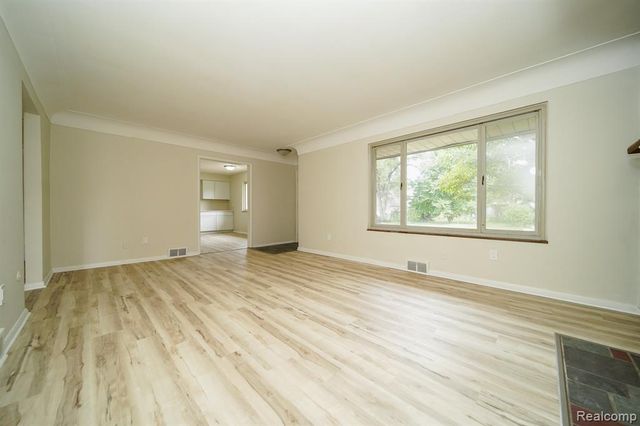 14670 Shirley Avenue, Warren, MI 48089