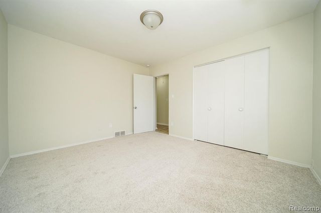 14670 Shirley Avenue, Warren, MI 48089