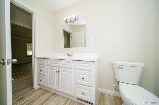 14670 Shirley Avenue, Warren, MI 48089