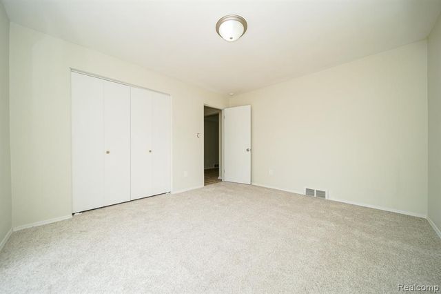 14670 Shirley Avenue, Warren, MI 48089