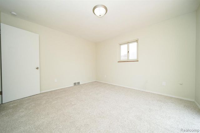 14670 Shirley Avenue, Warren, MI 48089