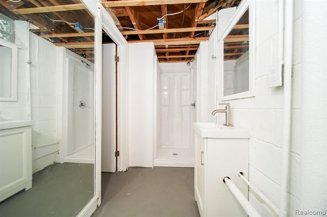 14670 Shirley Avenue, Warren, MI 48089