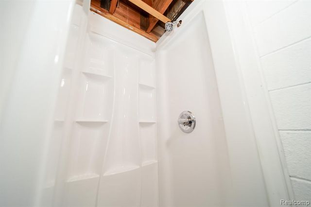 14670 Shirley Avenue, Warren, MI 48089