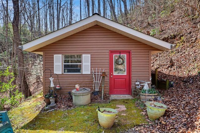 91 Forest View Drive, Murphy, NC 28906