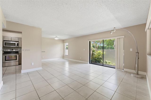 13280 SW 88th Lane 103B, Miami, FL 33186