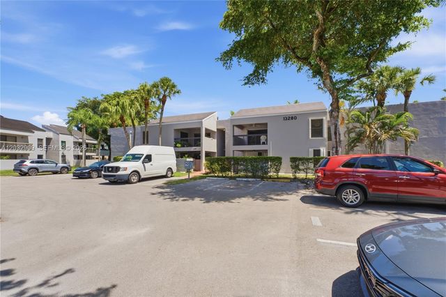 13280 SW 88th Lane 103B, Miami, FL 33186