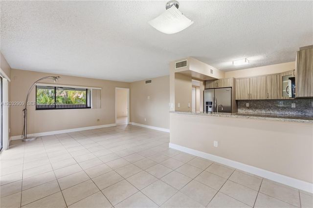 13280 SW 88th Lane 103B, Miami, FL 33186
