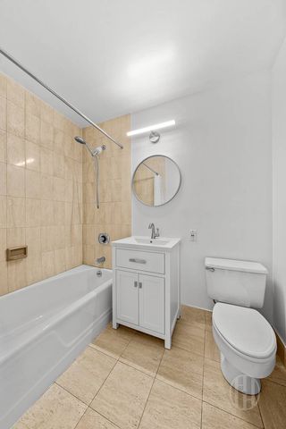 45 W 67th St Apt 19D, New York City, NY 10023