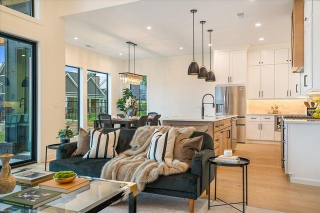 901 Bellerive Boulevard, Nicholasville, KY 40356