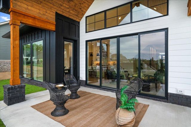 901 Bellerive Boulevard, Nicholasville, KY 40356